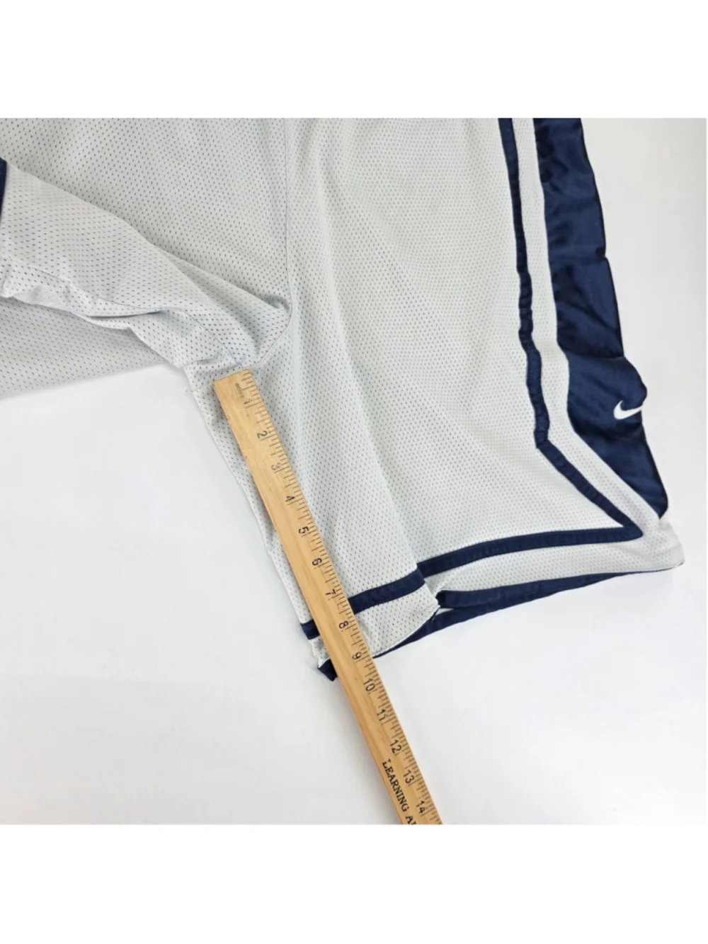 Vintage Nike Reversible Dazzle Basketball Shorts Baggy Y2K White Navy XXL